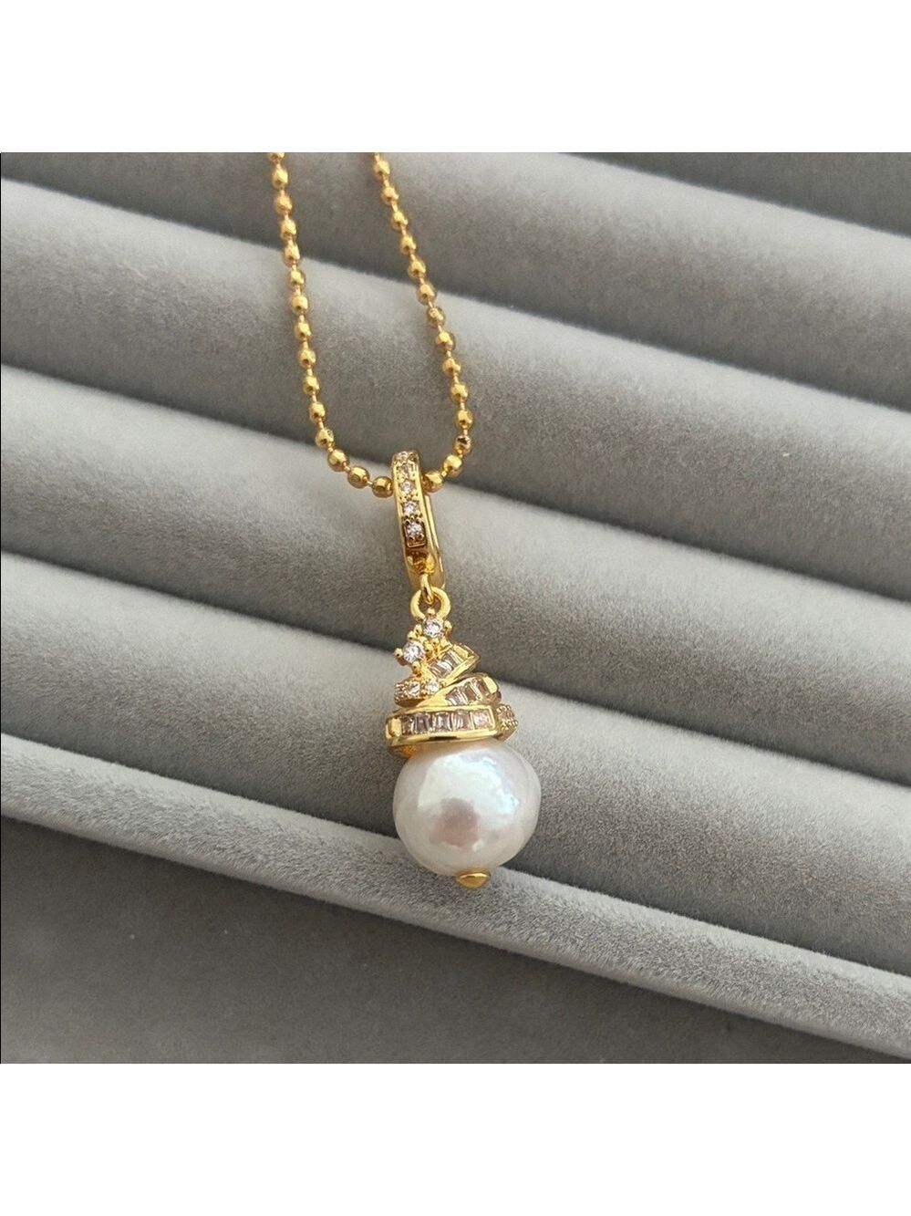 Gold Christmas Tree Pendant Necklace with Pearls| freshwater pearl necklace